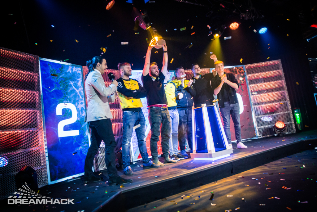 Na'Vi destroy Mousesports to win DreamHack Winter | Dot ...