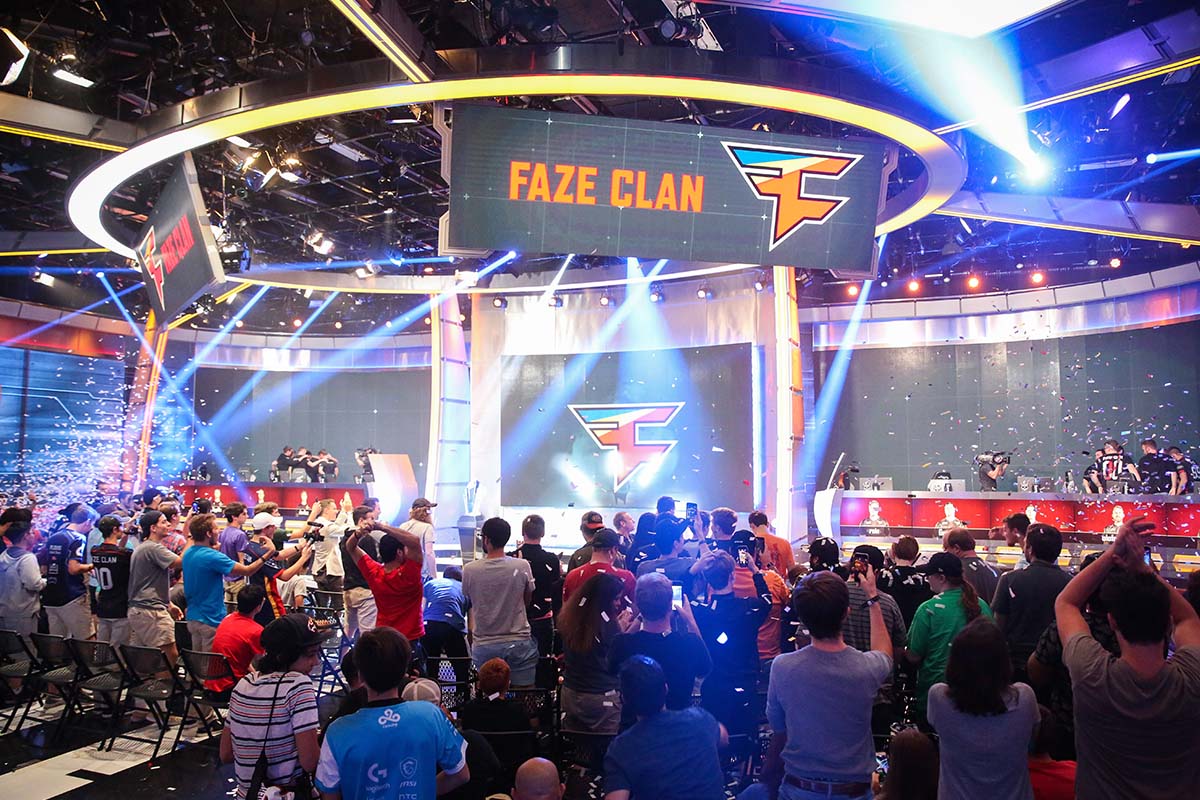 FaZe Clan defeat Astralis to win the ELEAGUE CS:GO Premier - Dot Esports