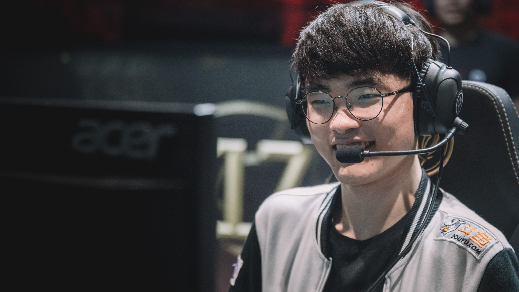 Faker. Фейкер лига легенд. Ли «Faker» Сан хек. Faker ЛОЛ. Faker skt1.