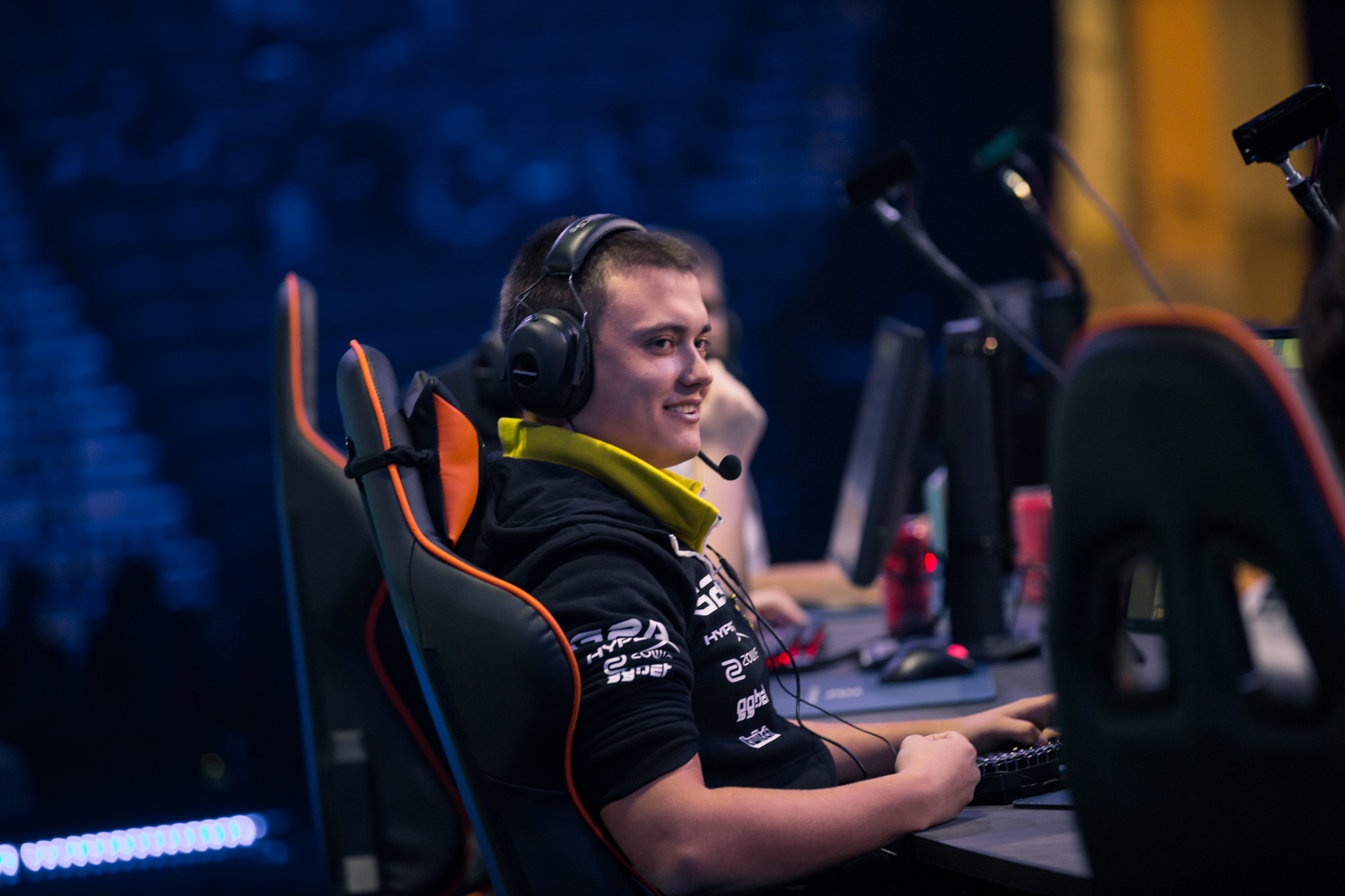 Flamie and S1mple to play for Ninjas in Pyjamas in ECS today.