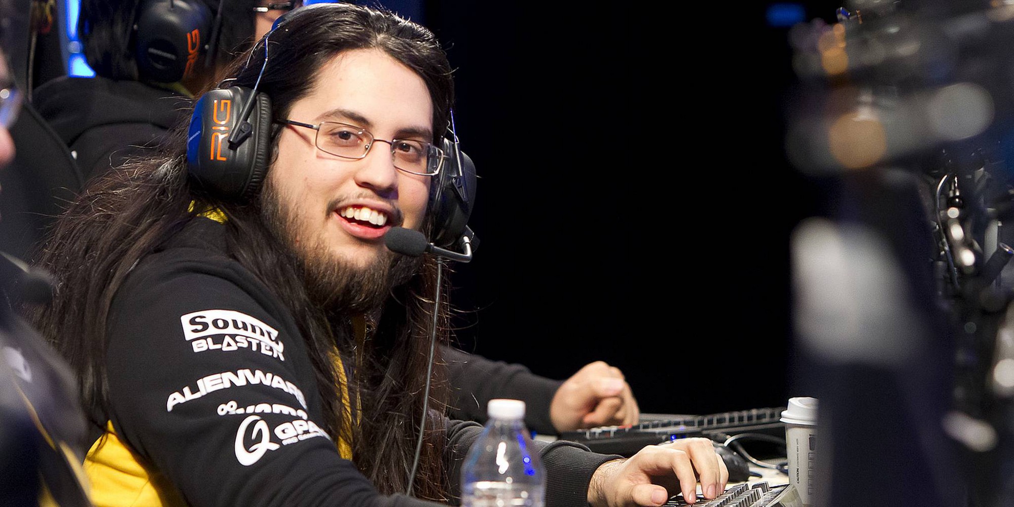 Imaqtpie, Scarra, Dyrus, Voyboy, and Shiphtur are Echo Fox’s new Challenger...