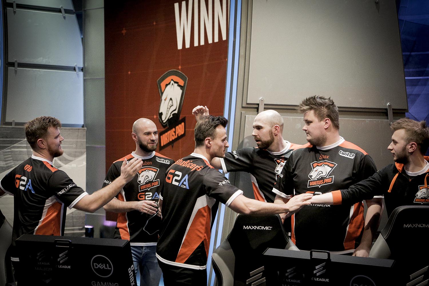 Virtus Pro reach the ELEAGUE semifinals after incredible comeback ...