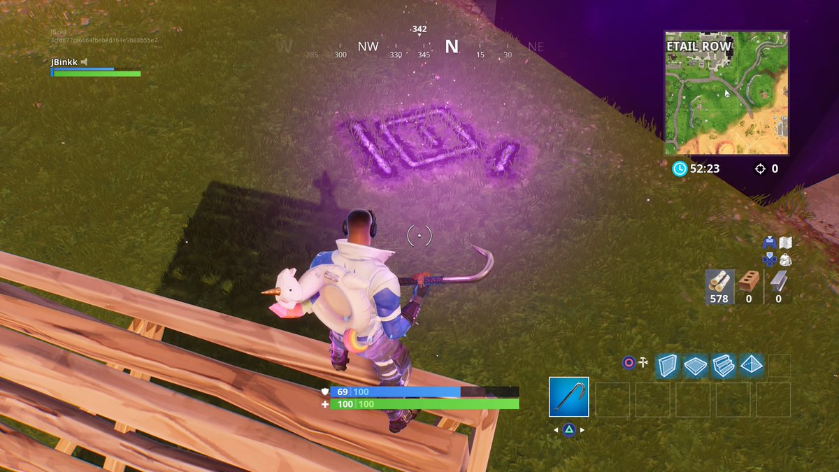 4e Rune Fortnite Fortnite Cube Watch A Fourth Rune Has Appeared Near Retail Row Dot Esports