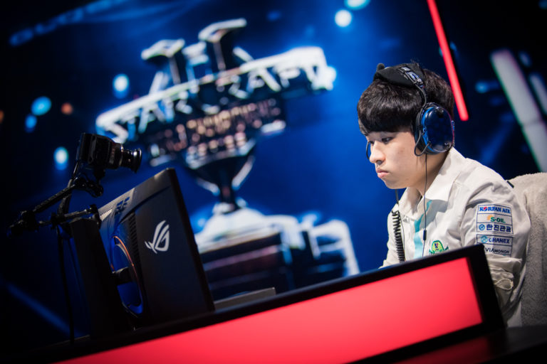 The best StarCraft 2 player in the world may not be Korean Dot Esports