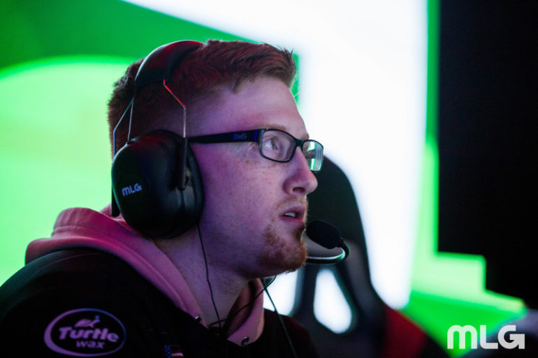 Oakley Signs Scump As First Sponsored Pro Gamer EvoSport