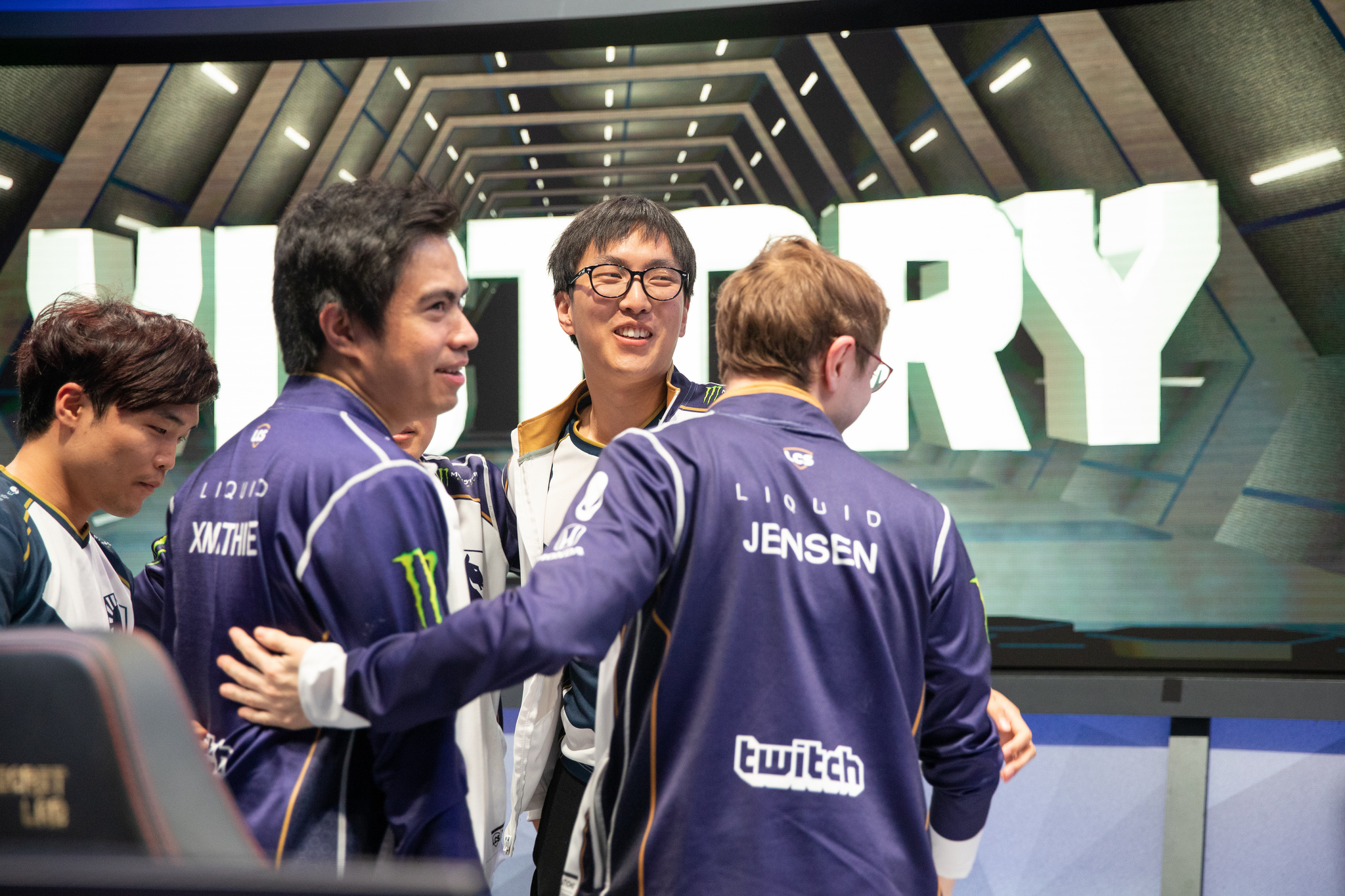 Team liquid 2015. Bb team team liquid. Команда ликвид. Team liquid 2015. Bb team team liquid.