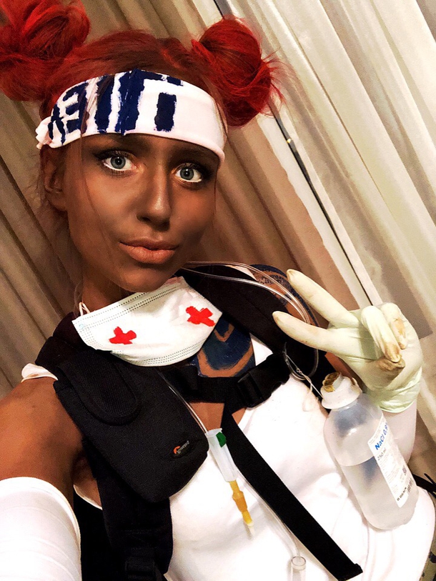 Lifeline Cosplay Telegraph