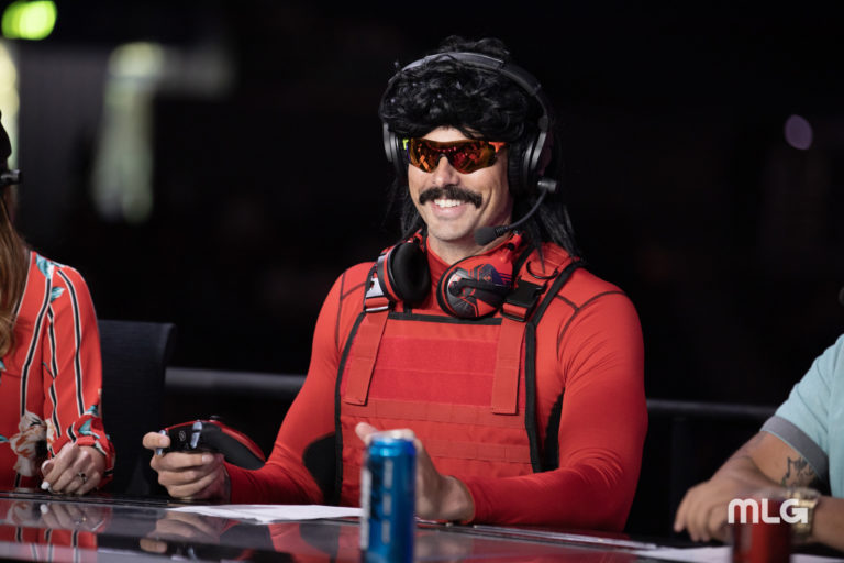 DrDisrespect dice che sta facendo causa a Twitch per averlo bloccato