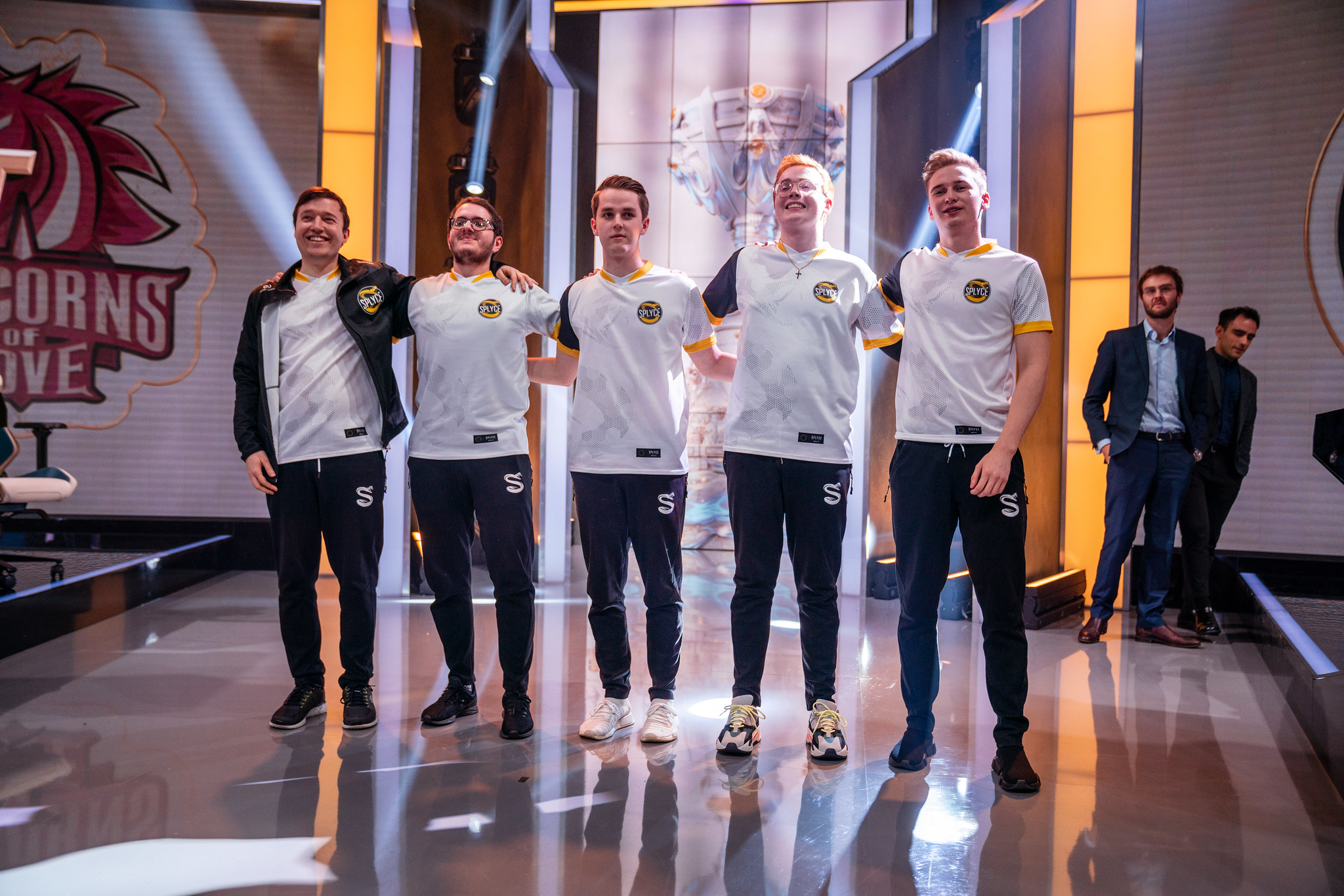 Splyce Stop Unicorns Of Love In Game 5 To Advance To The Worlds 2019 Main Event Dot Esports The unicorns of love became infamous for their unique, aggressive playstyle, unconventional picks, and even item builds. dot esports