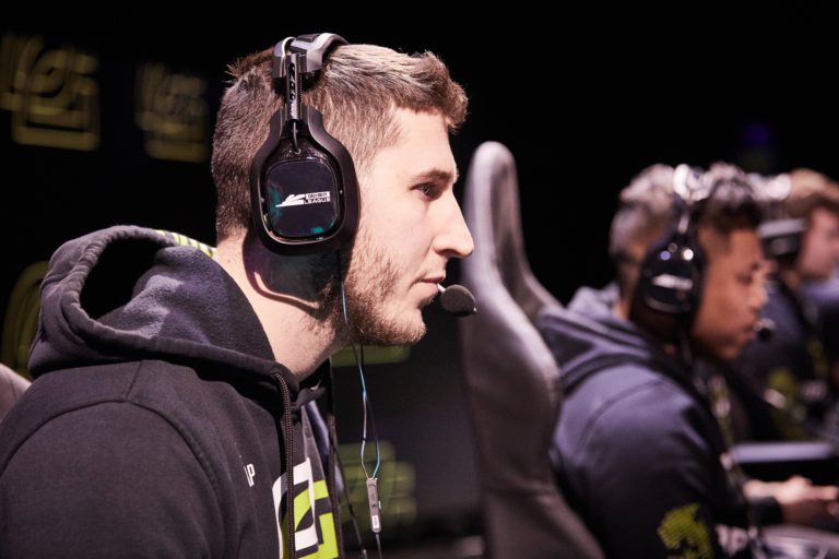 Les 10 joueurs professionnels les mieux rémunérés de Call of Duty Peaceful Place