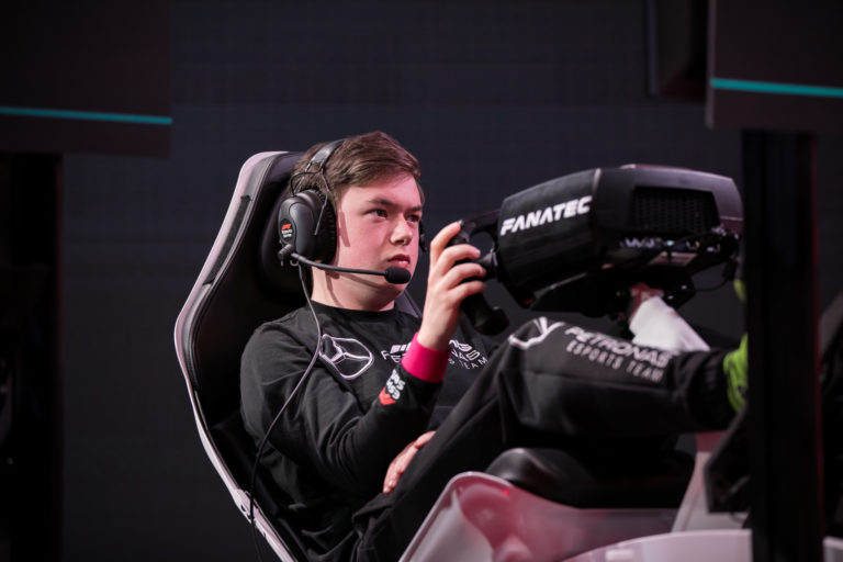 f1 pro series 2020