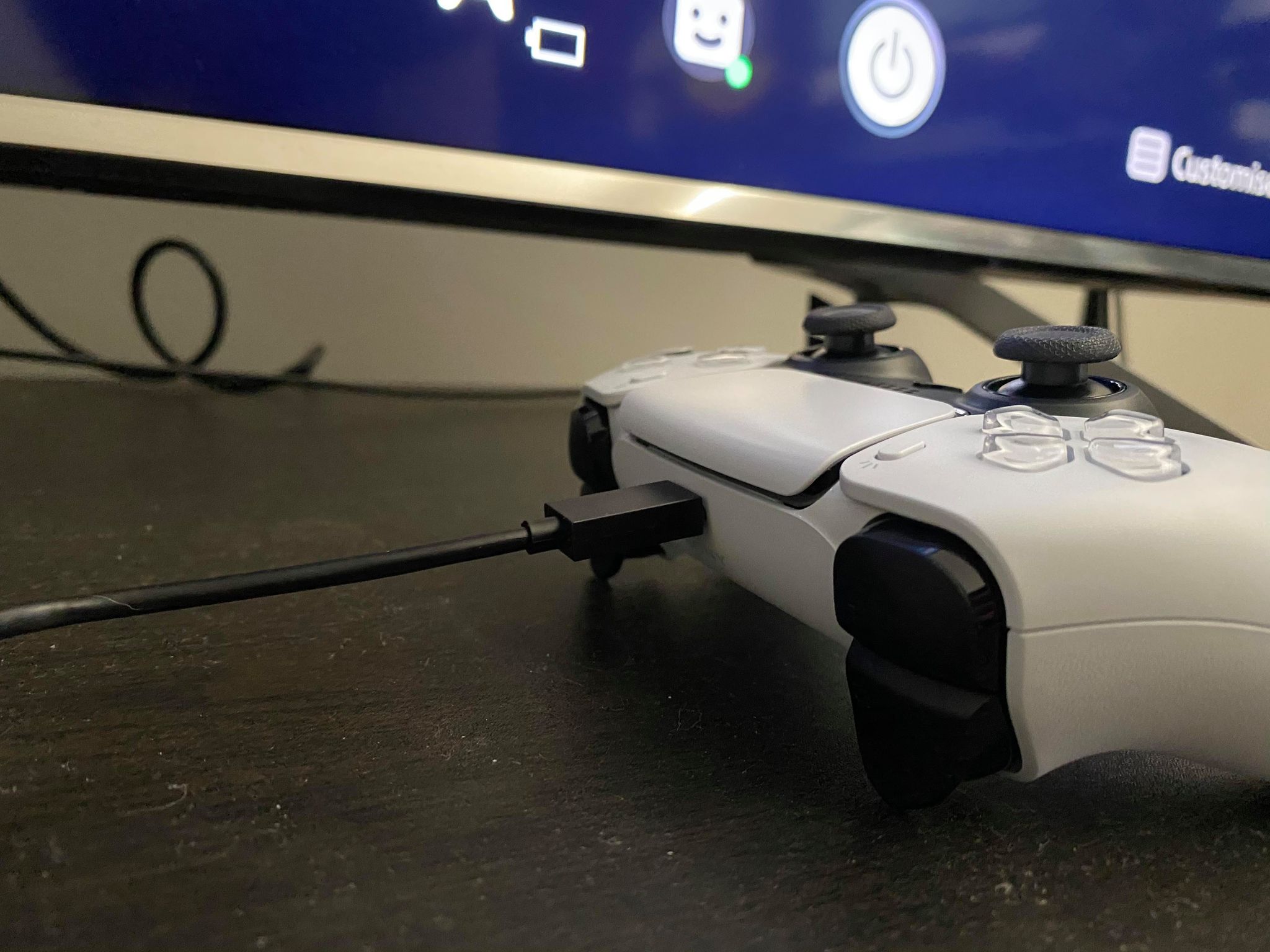 How to charge the PS5's DualSense controller Dot Esports