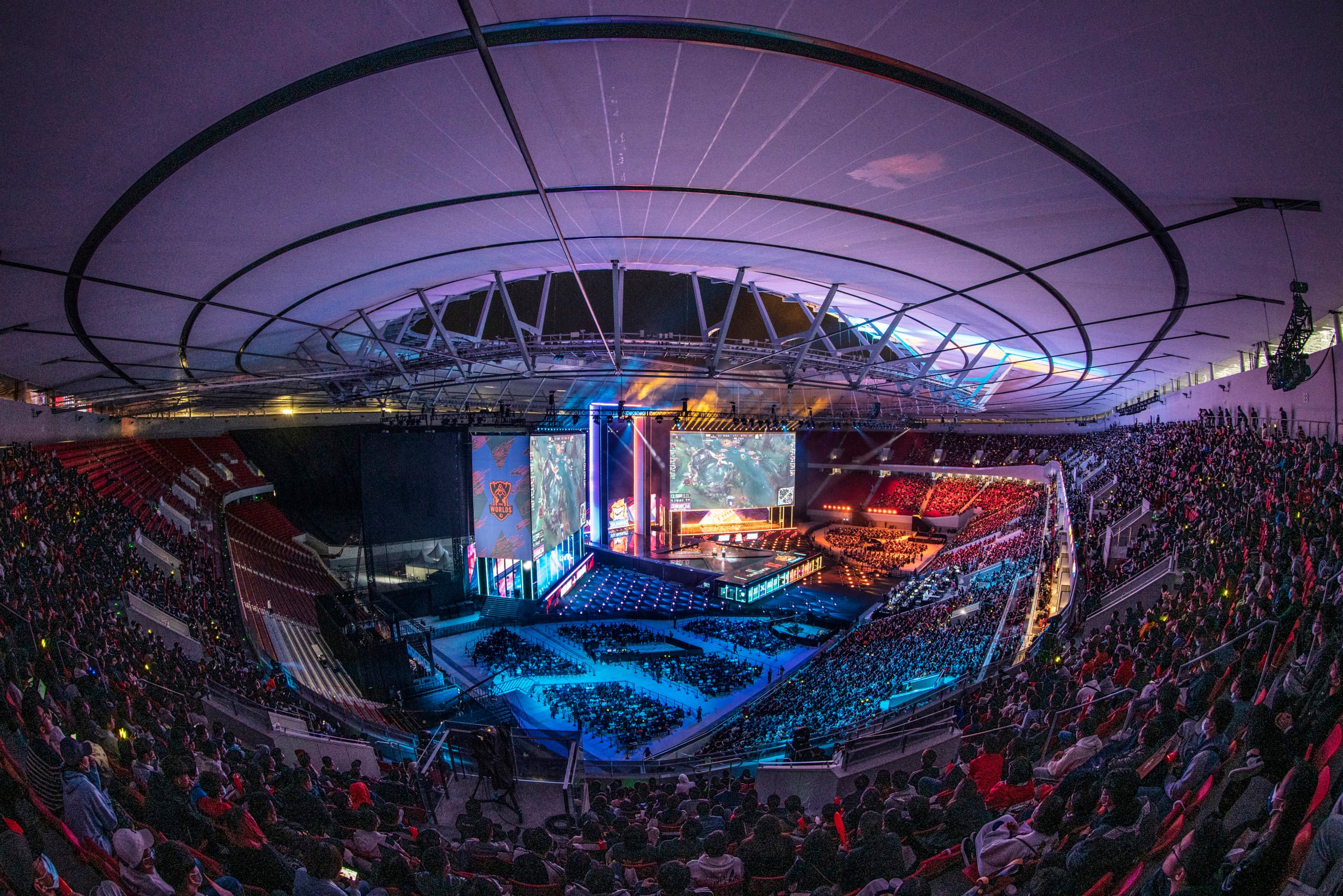 Riot plans to expand its e-sports structure to other IPs, such as TFT, Legends of Runeterra and Wild Rift