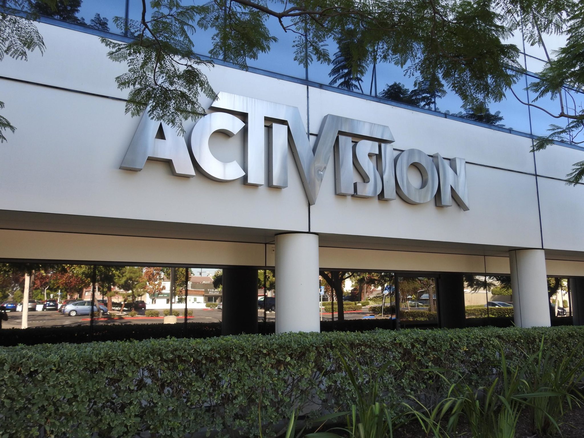 Report: Nearly 1,000 current and former Activision ...