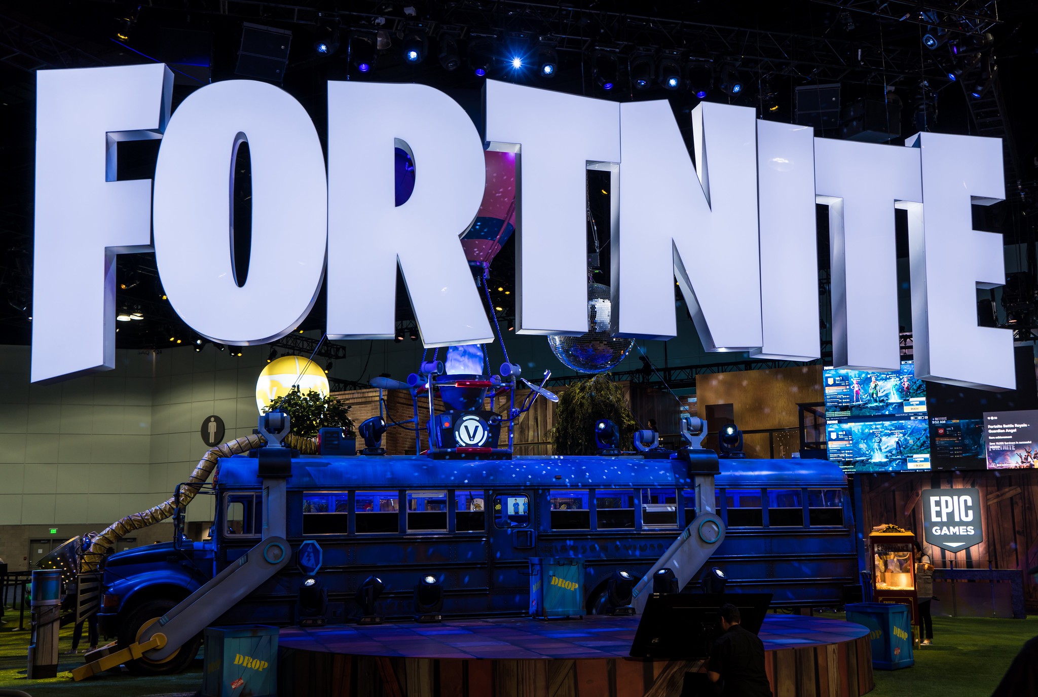 Epic Games V Apple Fortnite Trial Timeline What We Ve Learned So Far Dot Esports - how to copy a font on roblox wolves life bet