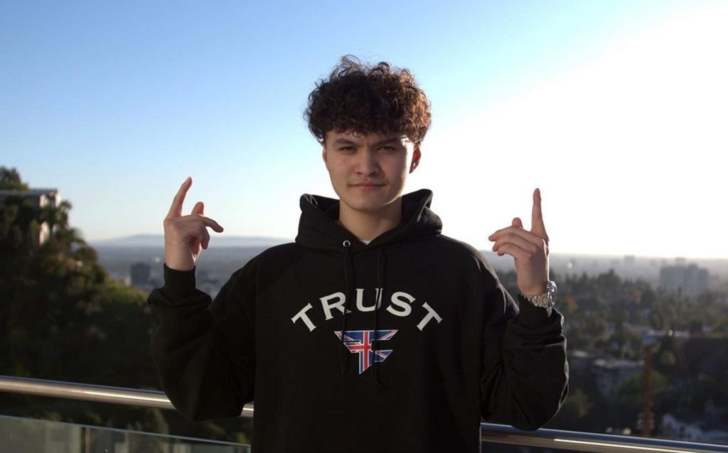 FaZe Jarvis' gaming setup Headset, mouse, keyboard, and more Dot Esports