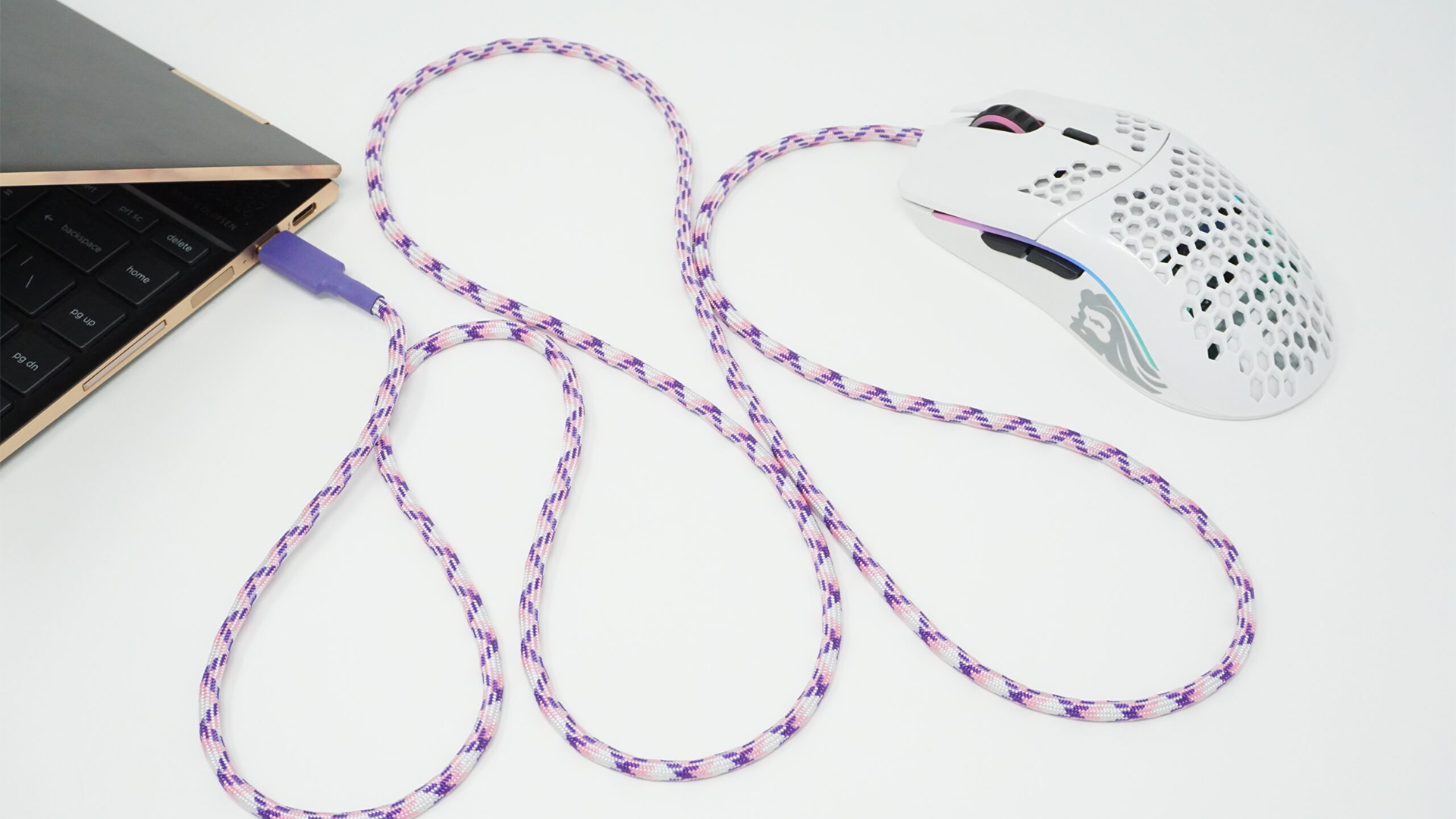 What is a paracord? Paracord mouse cables explained - Dot Esports