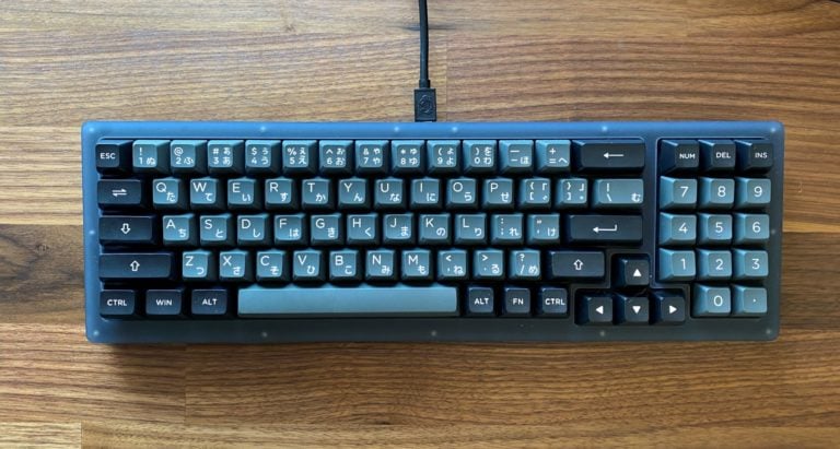 Saving space with sacrifices: Akko ACR98 Mini keyboard review