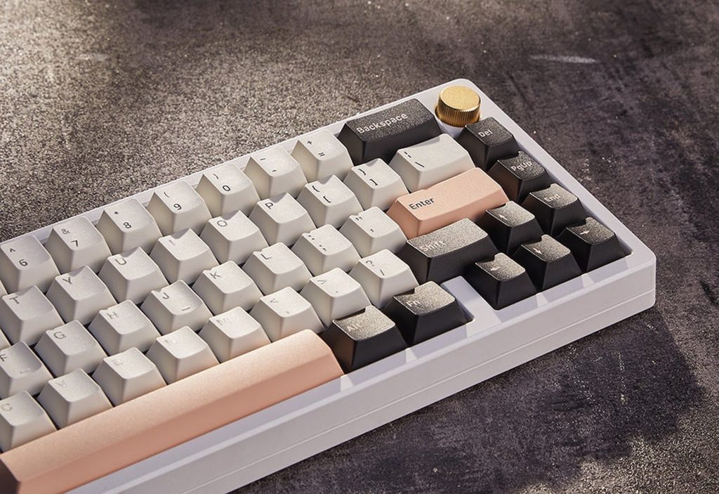 Meletrix's Zoom65 aims to be a more affordable enthusiast keyboard