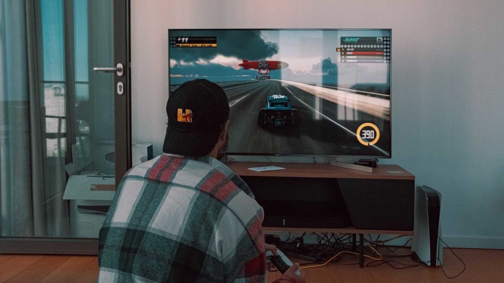 Gaming monitor vs. TV: Which is better for gaming?