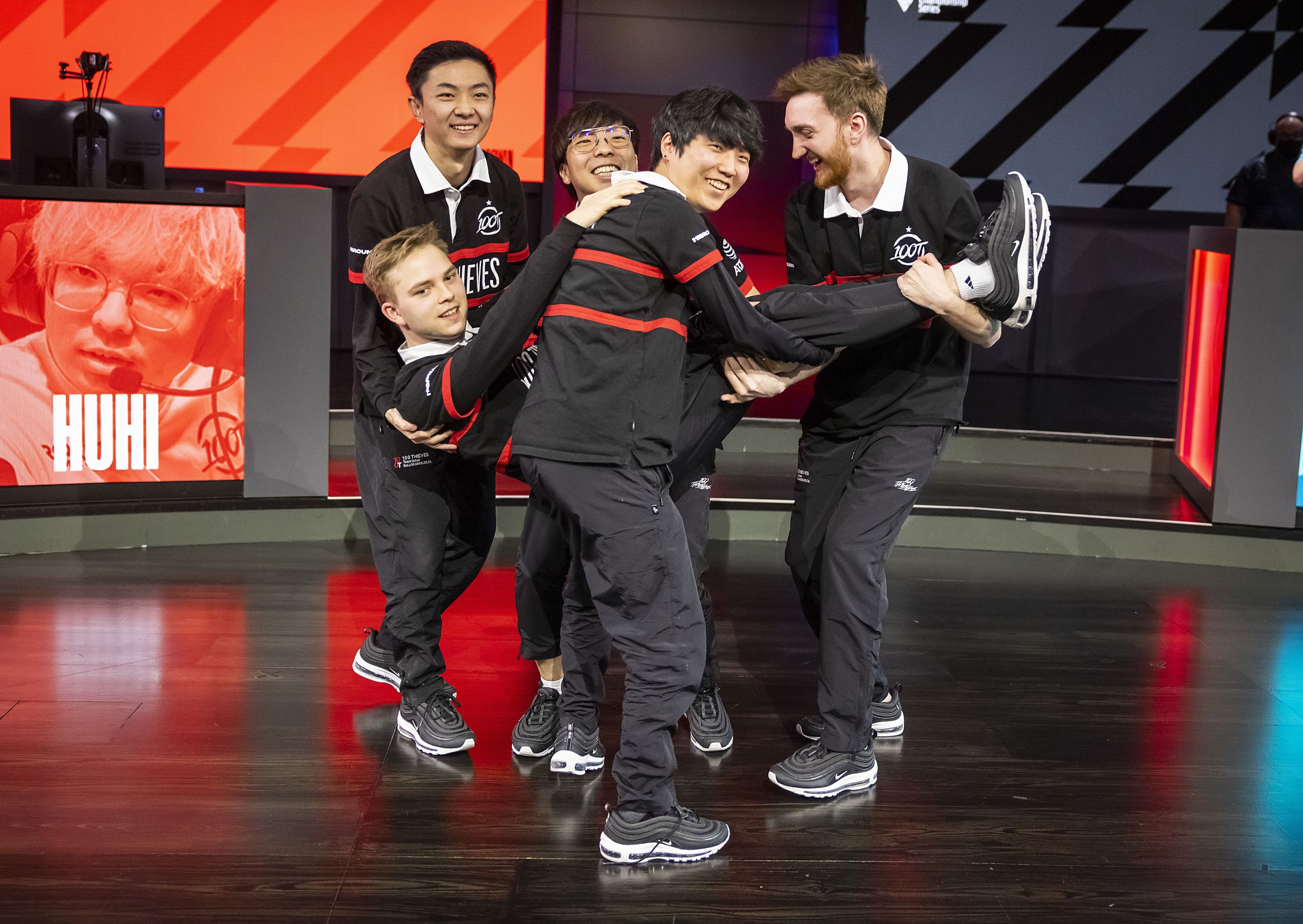 100T loosen EG's grip on first with grand final revenge win in 2022 LCS