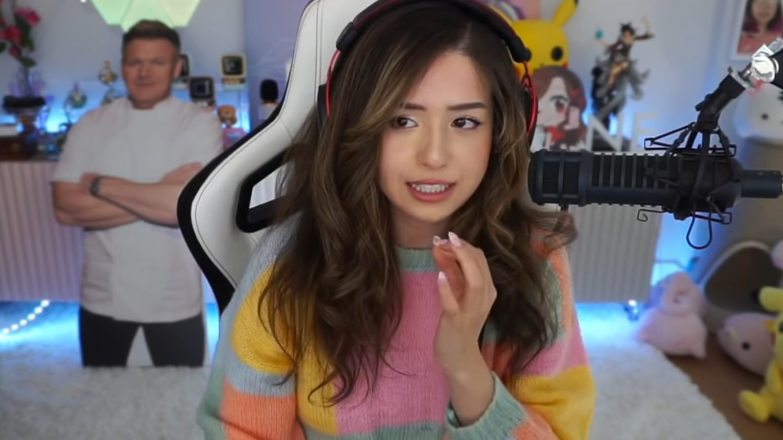 Pokimane won't bow to calls for her to reveal who she's dating - Dot ...