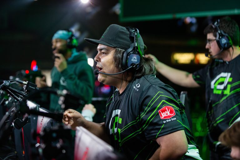 OpTic take crucial game five win over FaZe Clan to top pool at HCS Orlando