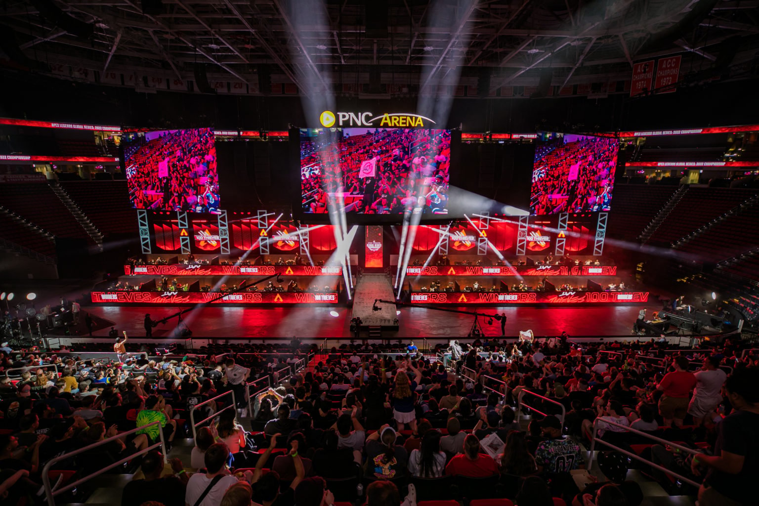 ALGS confirms Apex tournament series to return for Year 3 Dot Esports