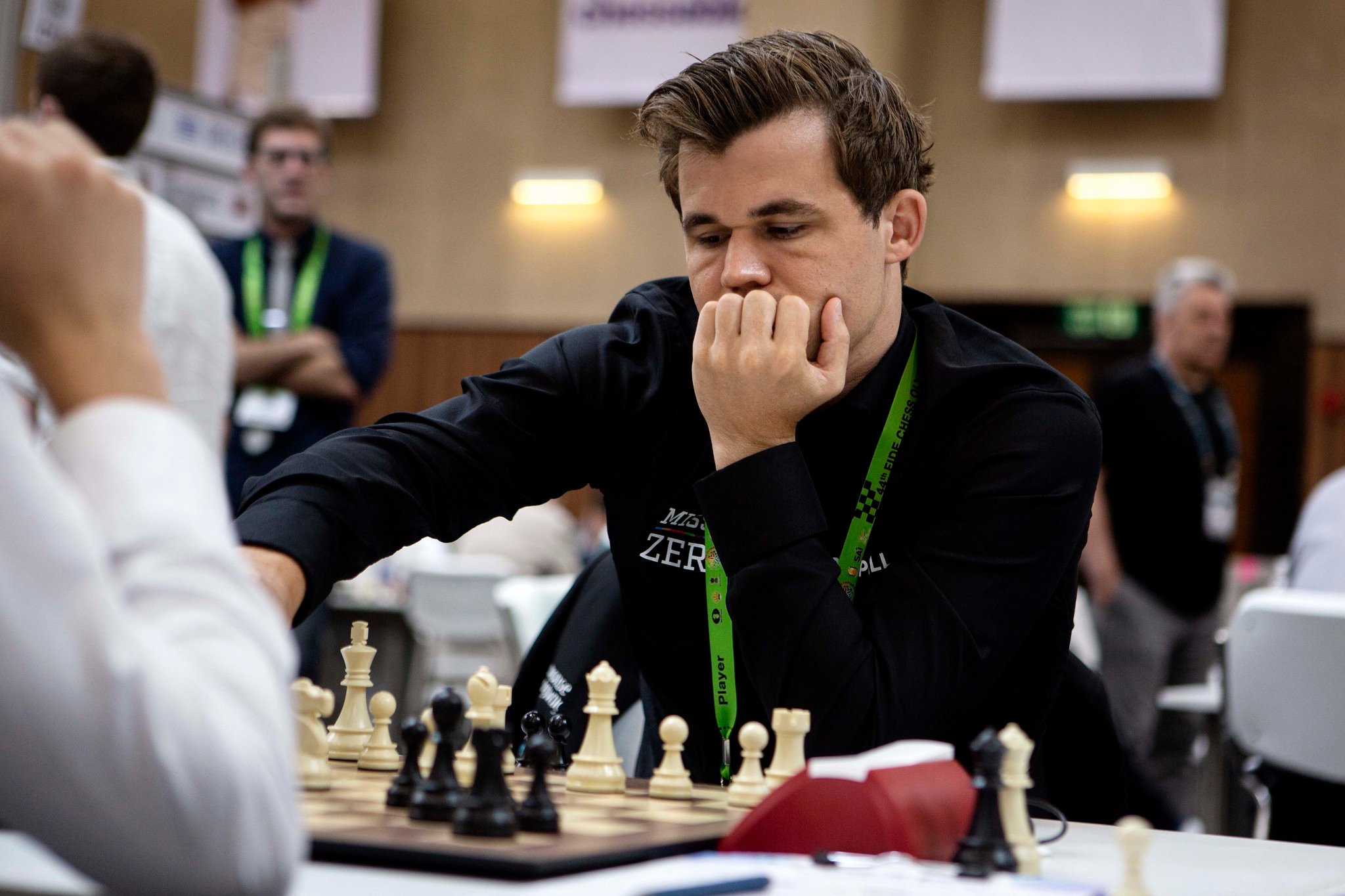 Favorites stumble as the Chess Olympiad continues with dramatic results