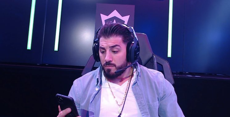 Top 20 who is the best apex player 5 Best Apex Legends players and streamers to watch in 2022