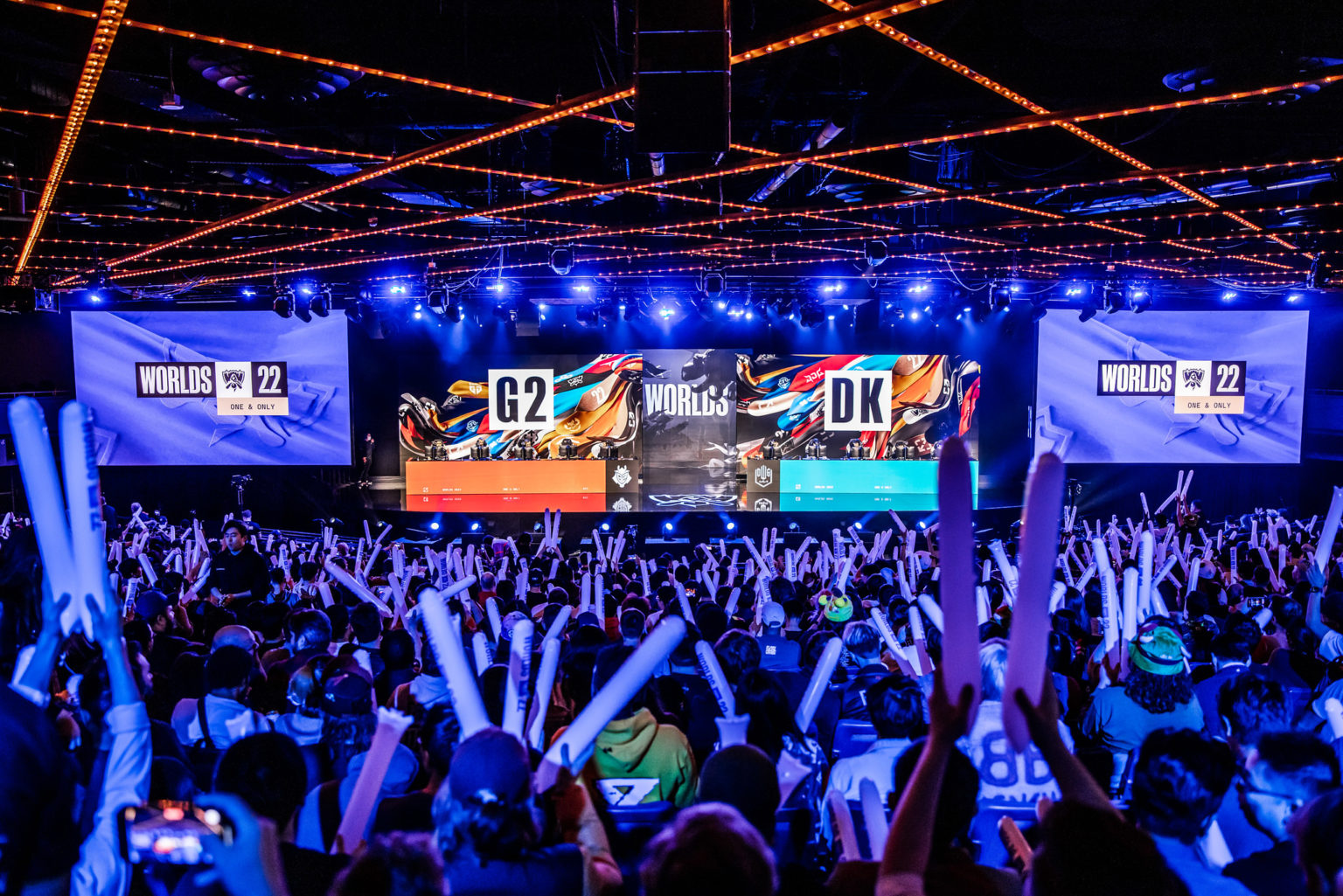worlds-2022-group-stage-results-standings-schedule-dot-esports