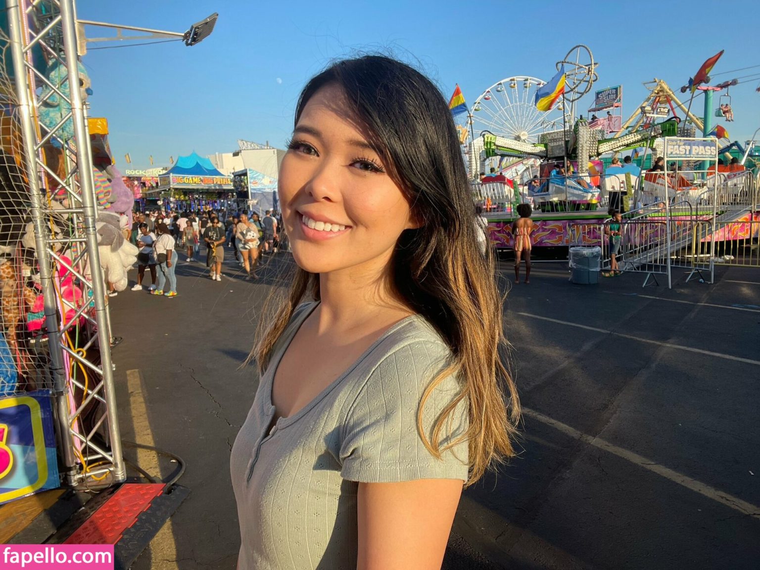 Extraemily takes on the One Chip Challenge—and it doesn't go as planned