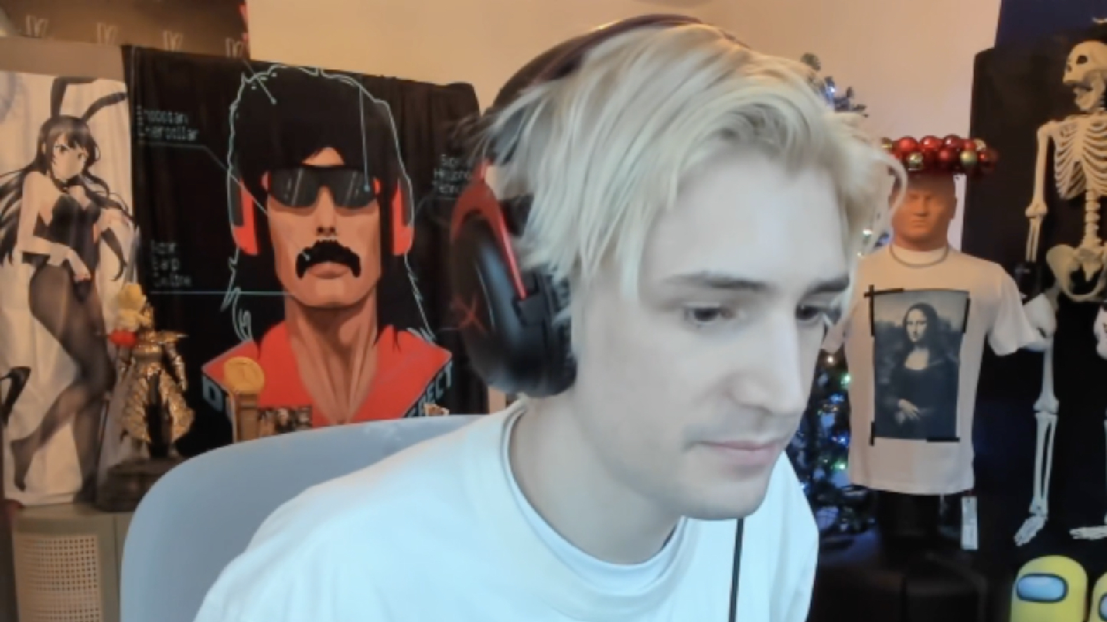 XQc Makes A Case For Why He Refuses To Pay Twitch Mods And He S Not Alone Dot Esports