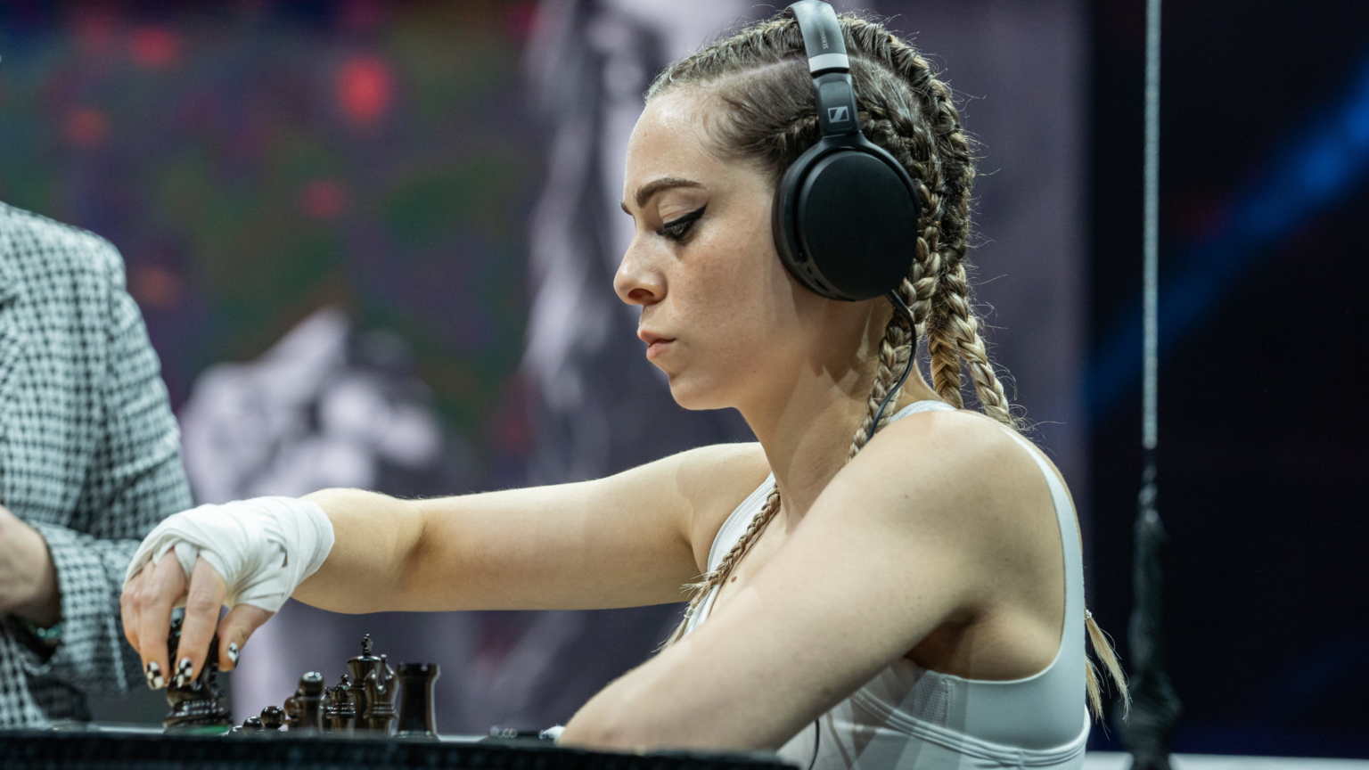 Dina Belenkaya leans into heel role against Andrea Botez in budding ...