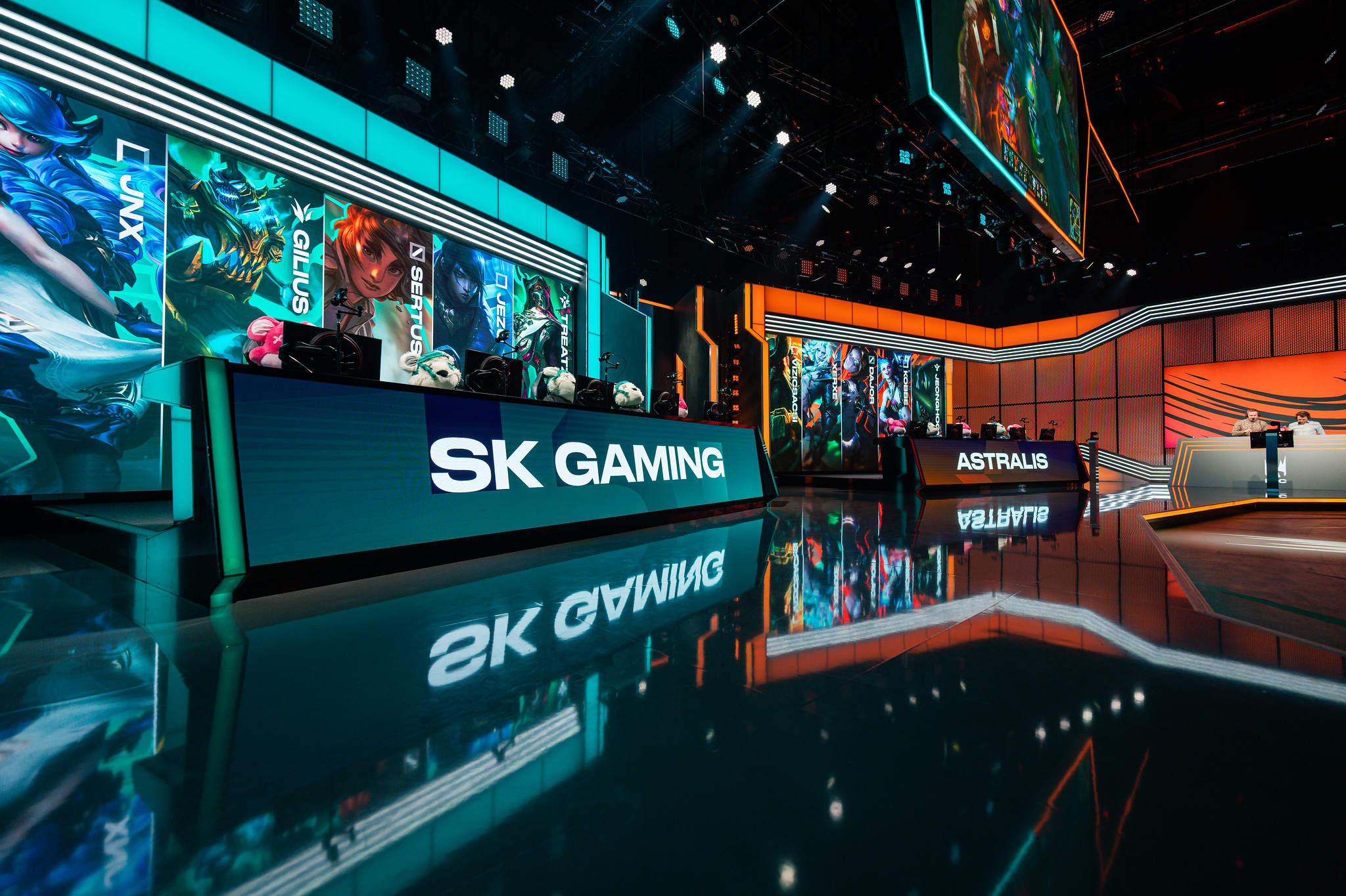 SK Gaming Brings In 4 New Players To Build 2023 LEC Roster Dot Esports