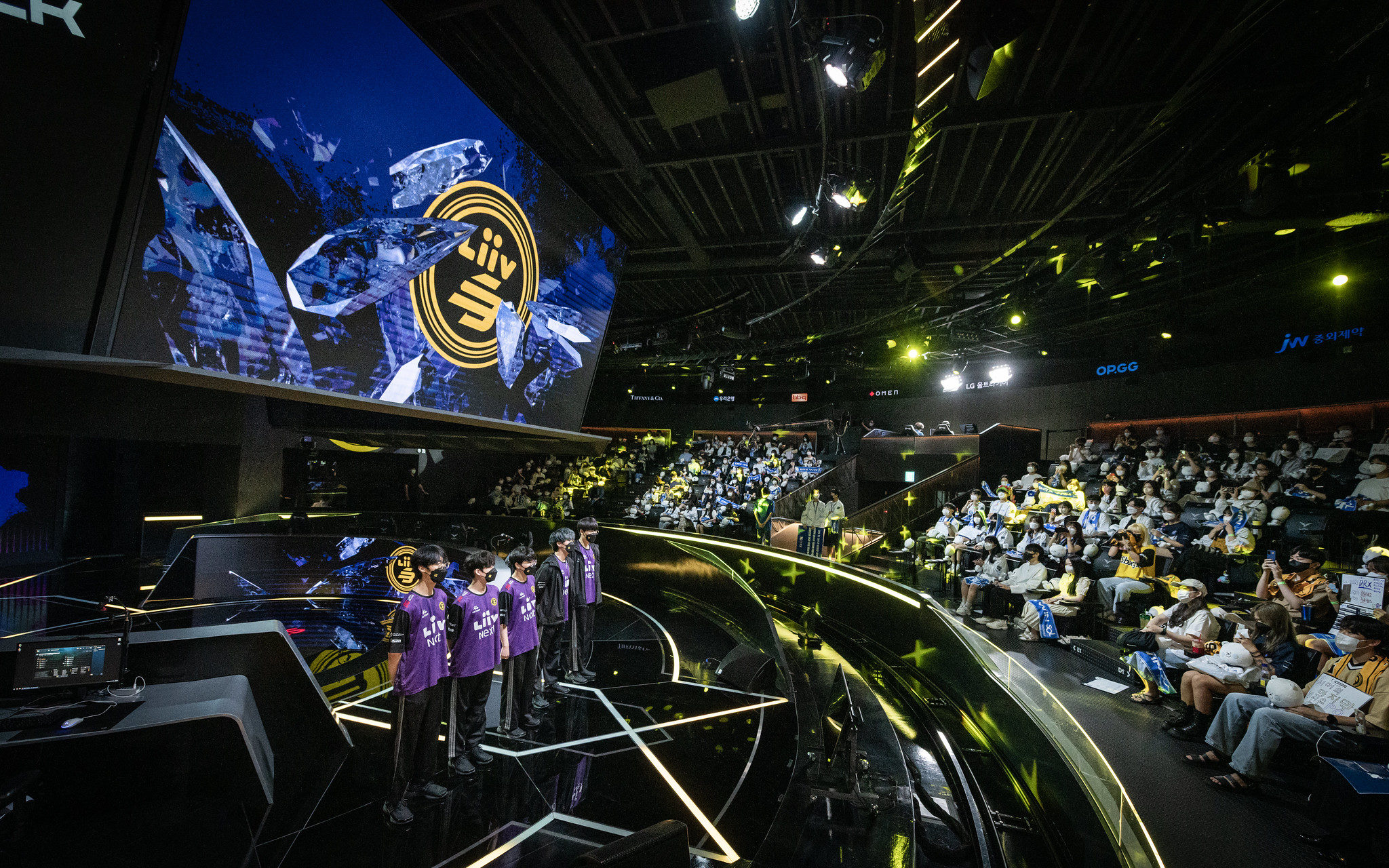 3 important questions heading into the 2023 LCS Spring Split