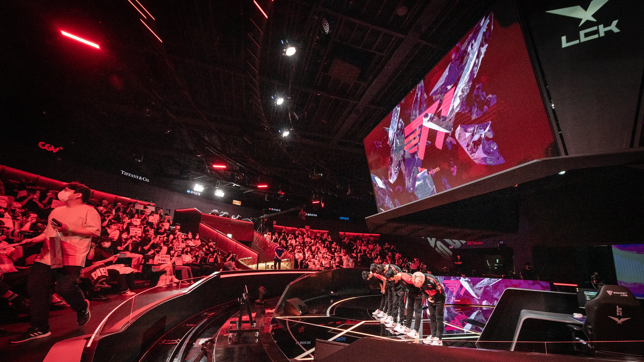 T1 thrash LCK opponents in 5-ADC free-for-all