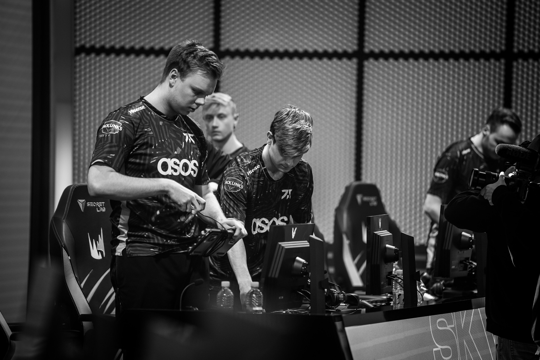 Why Did Fnatic Finish At The Bottom Of The 2023 Lec Winter Split Standings News By Dot 1603