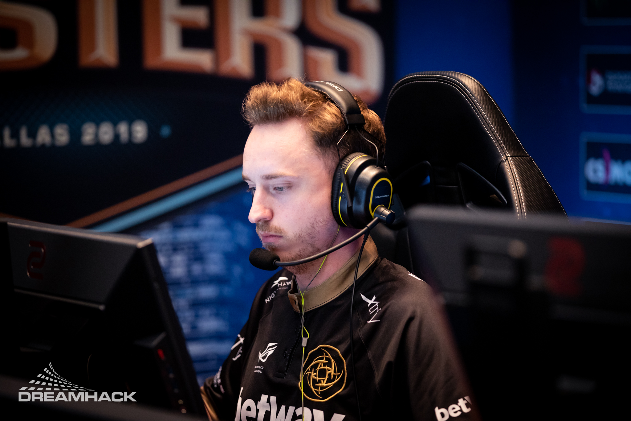 GeT_RiGhT deja el CSGO profesional y se convierte en un creador de