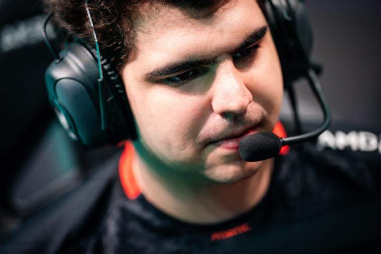 Fnatic が LEC マッチ・オブ・ザ・ウィークで G2 Esports を破る